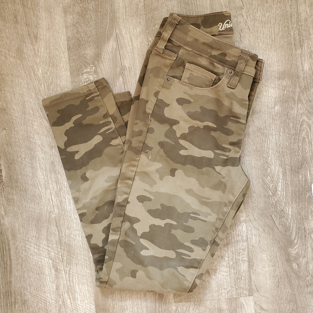Camo Army green jeans